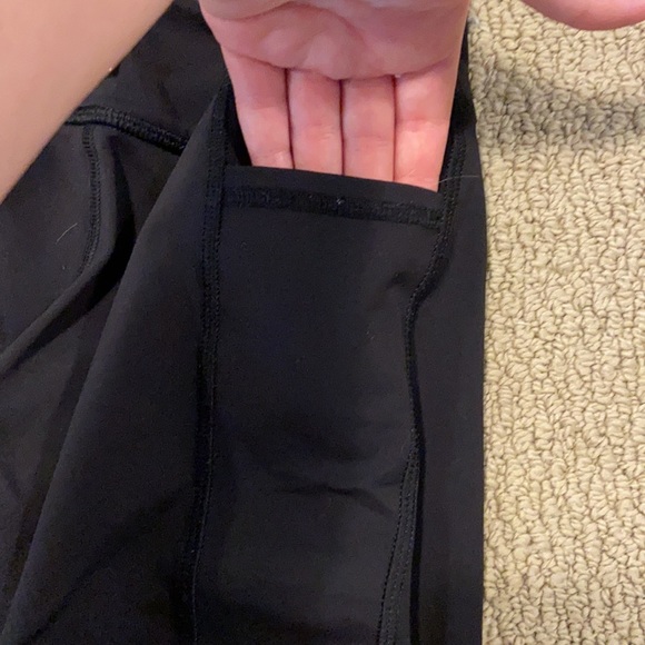 Ivivva leggings with mesh back - Picture 5 of 6